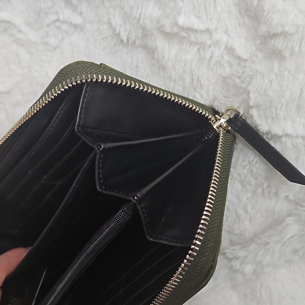 Kate Spade Olive Green Wallet - Picture 6 of 6